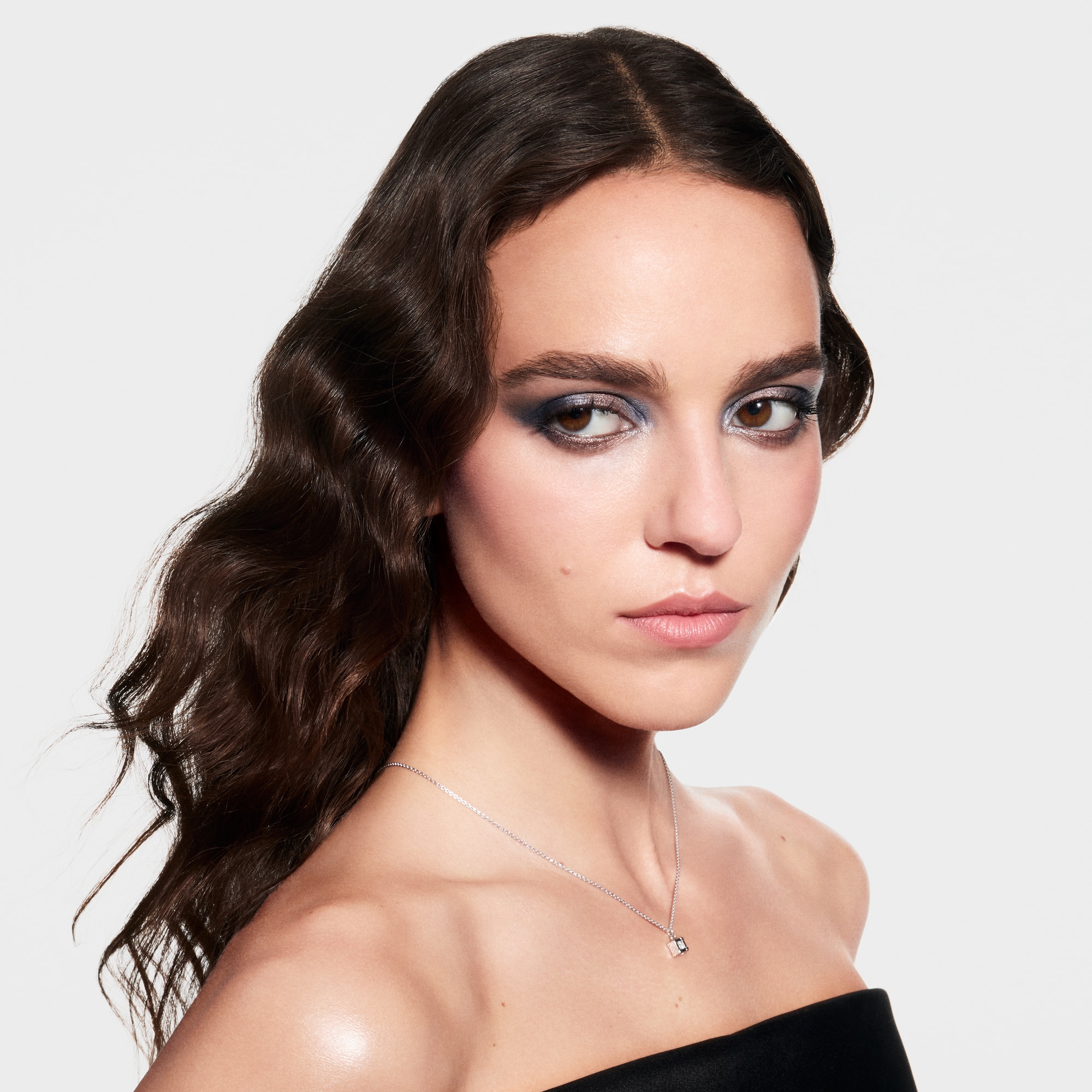 LVオンブル 950 スカイイズザリミット LV オンブル - アイシャドウパレット ｜ルイ・ヴィトン 公式サイト